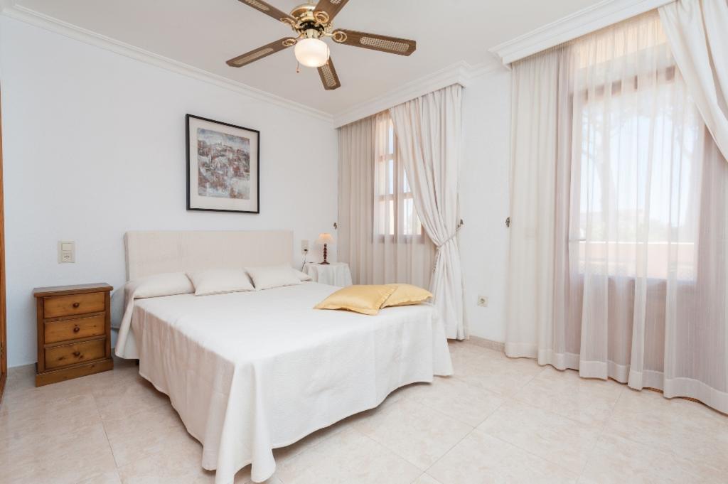 Bella Villa Alcudia  Room photo